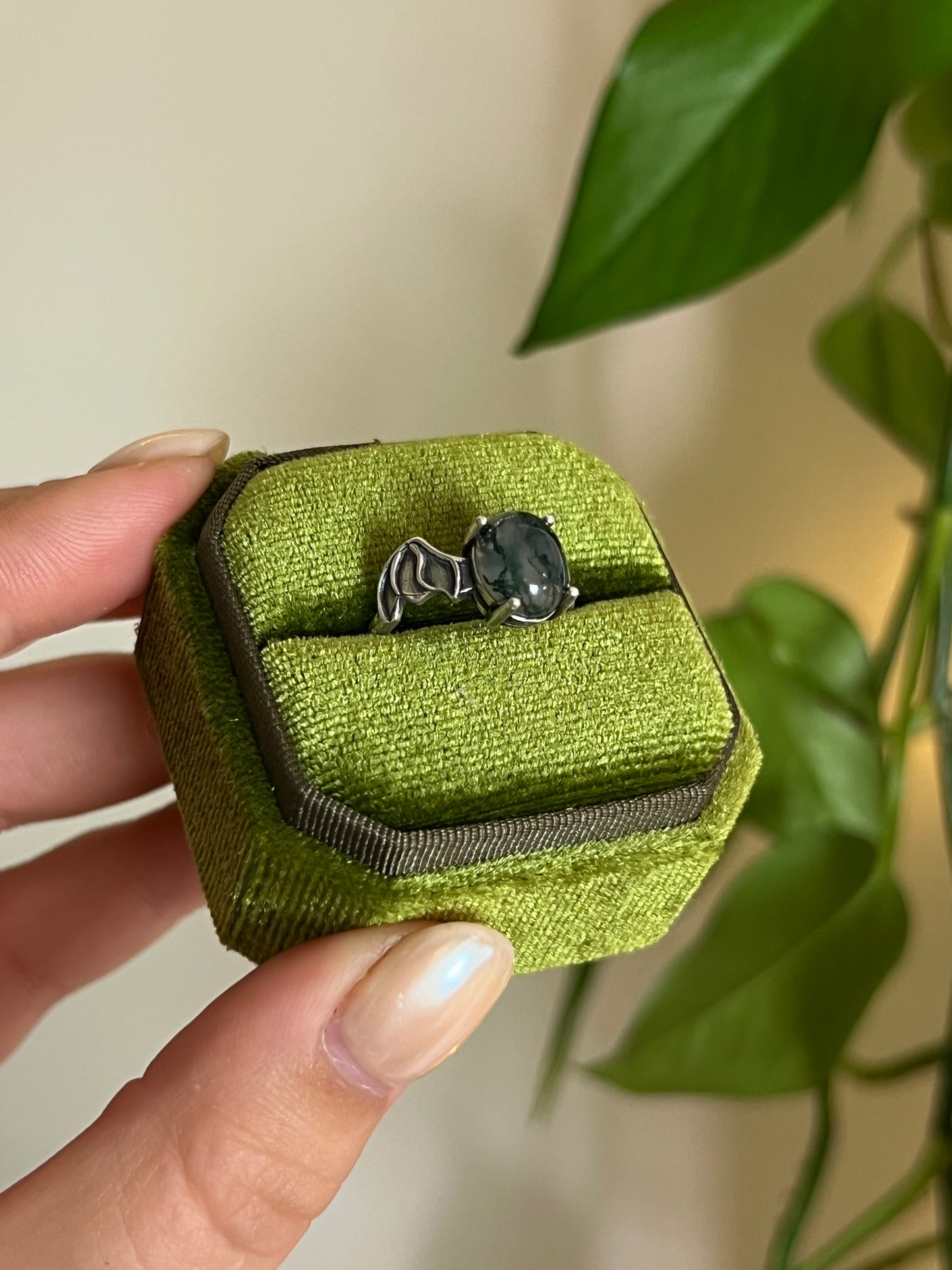 Moss Agate Bat Wings 925 Sterling Silver Adjustable Ring