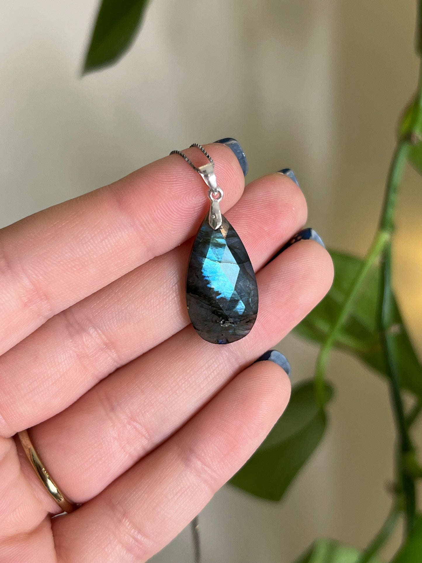 Flashy Faceted Labradorite 925 Sterling Silver Necklace