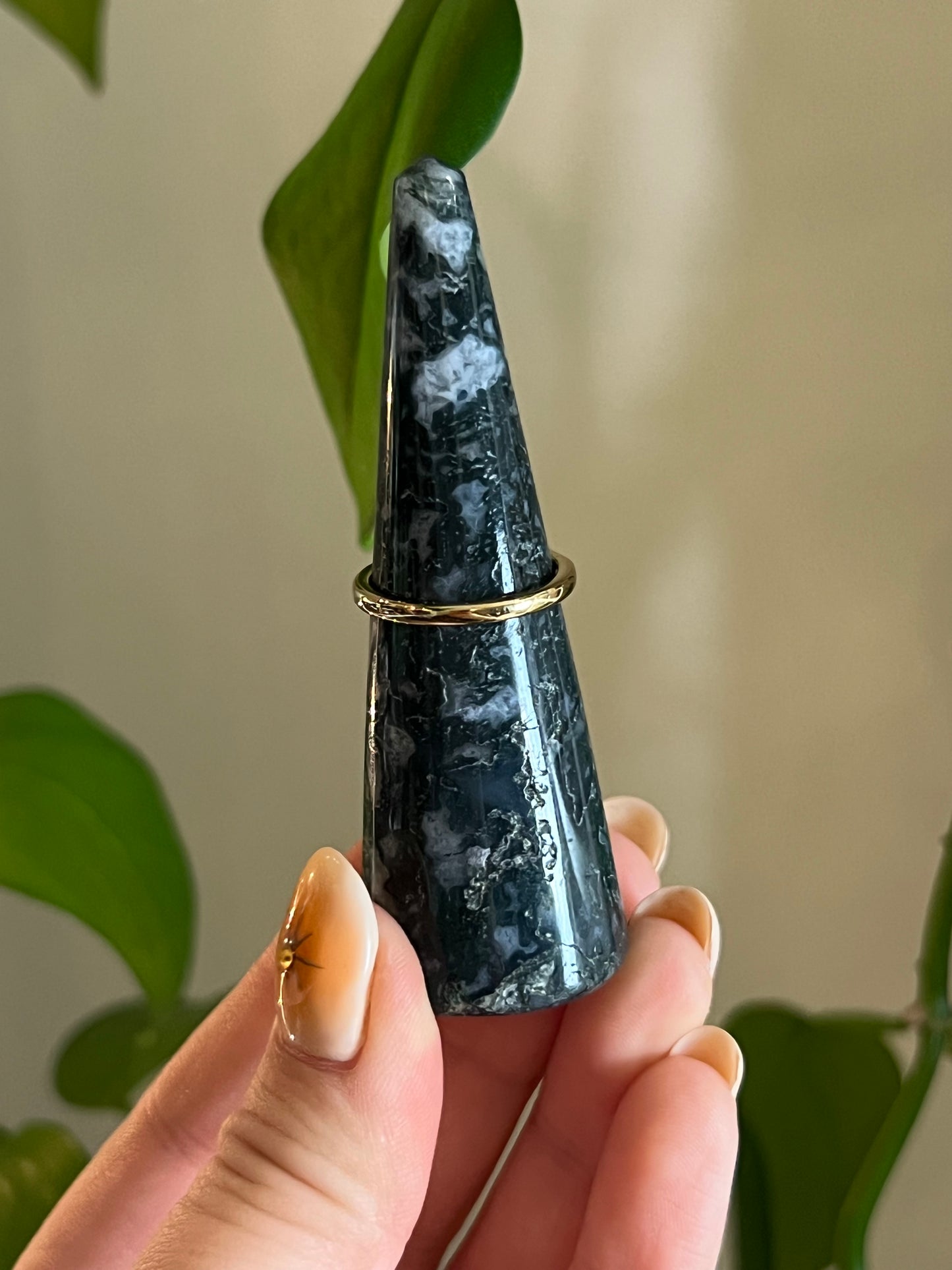 Moss Agate Ring Holder