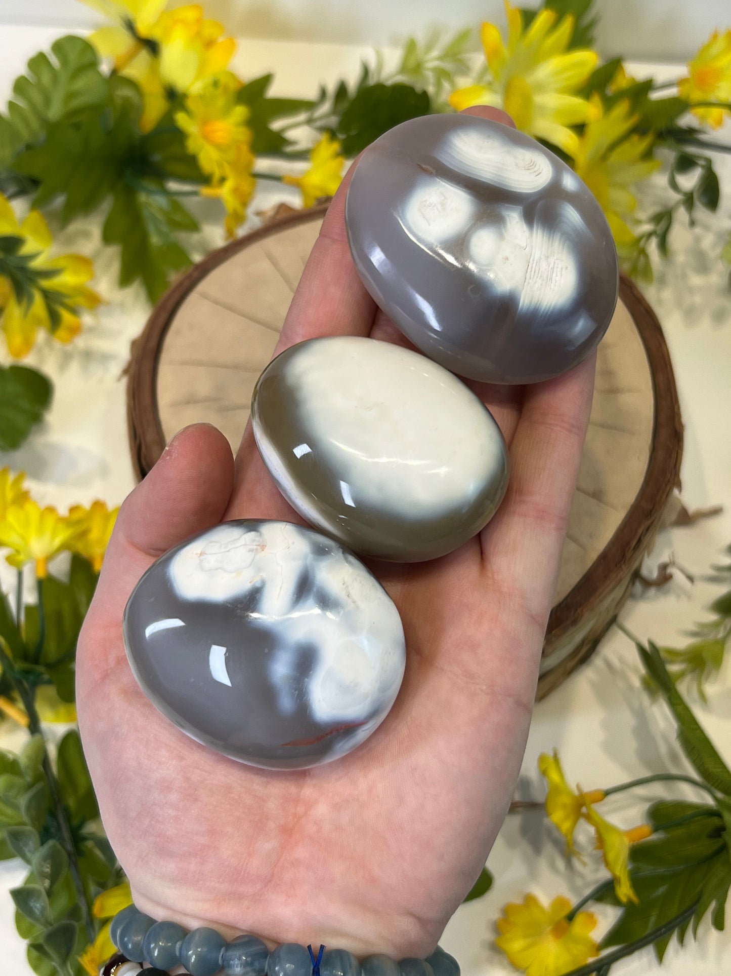 Orca Agate Palm Stone