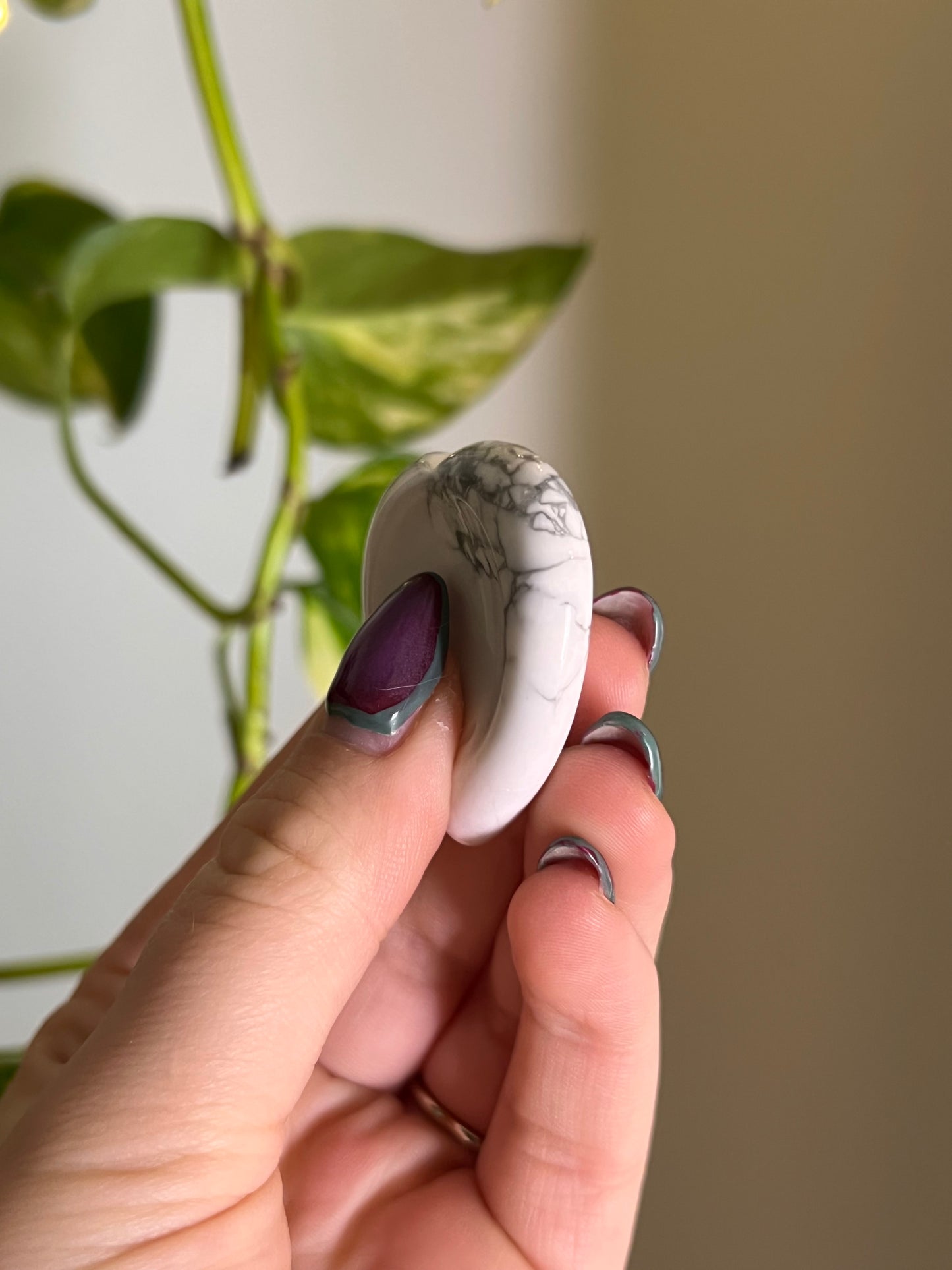 White Howlite Heart Worry Stone