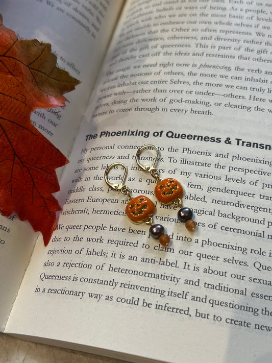 Black Pearl Pumpkin Earrings