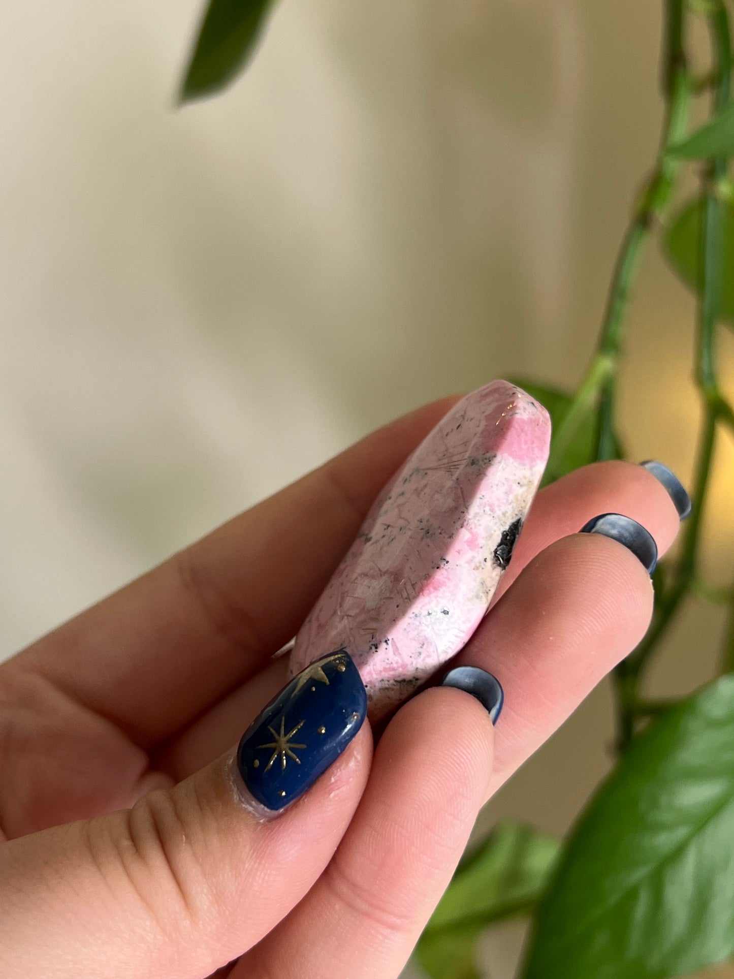 Bubblegum Peruvian Rhodonite Mini Palm