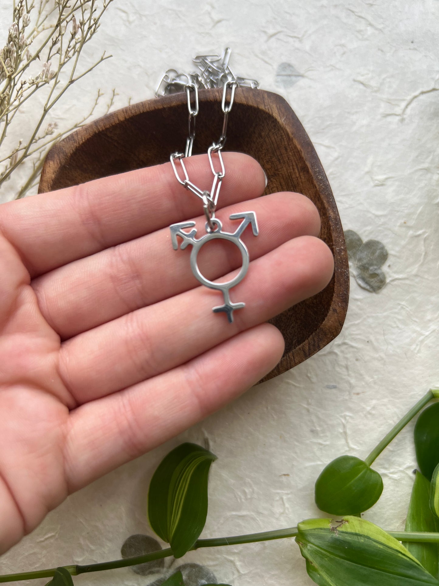 Collier de symbole trans