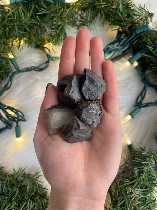 Onyx noir brut (taille moyenne)