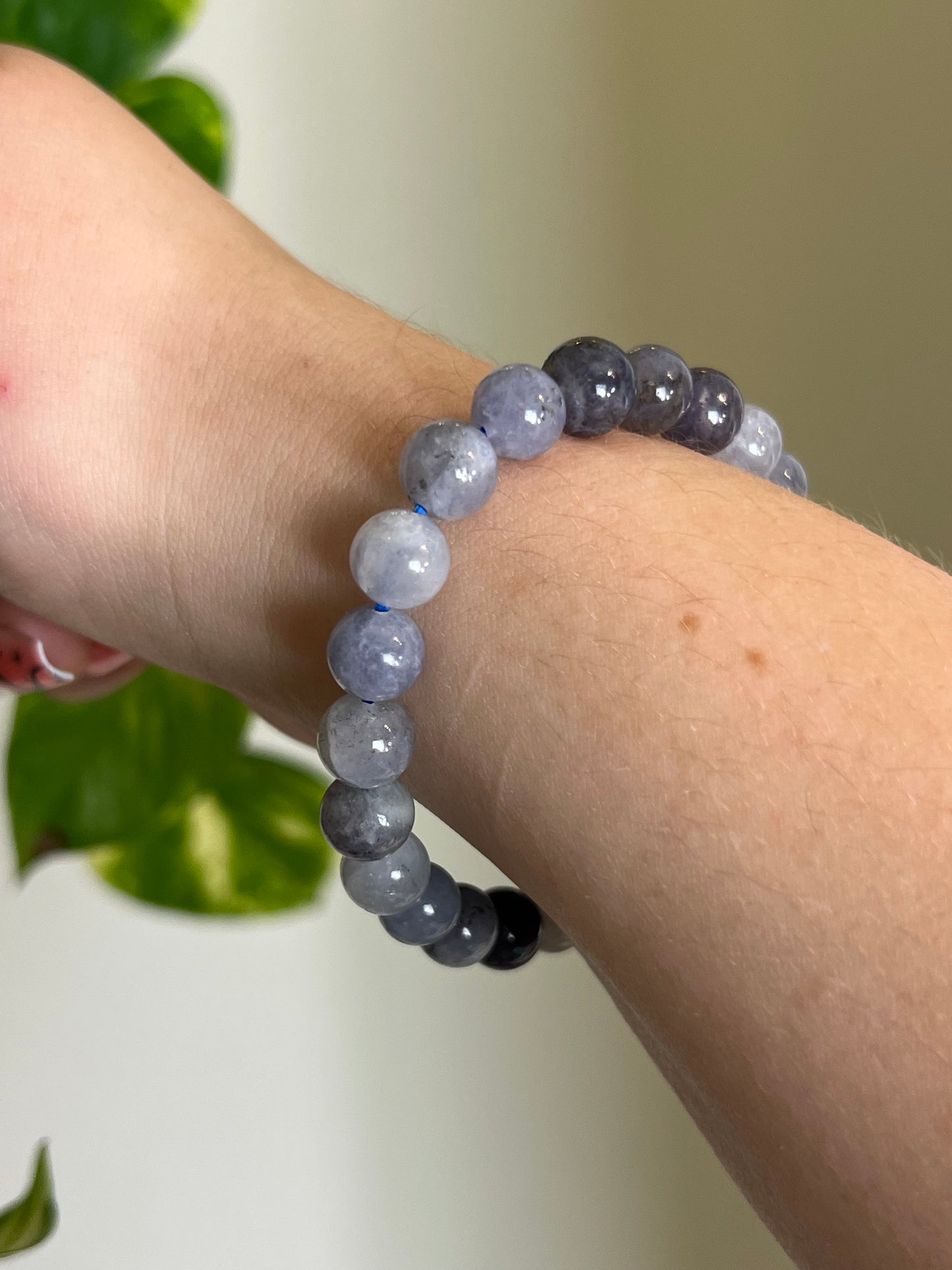 8mm Iolite Bracelet
