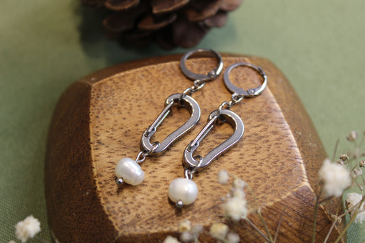 Freshwater Pearl Carabiner Earrings