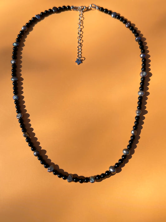 The Raven's Spell Beaded Necklace🐦‍⬛