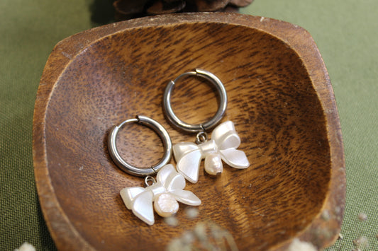 Freshwater Pearl Bow Silver Earrings