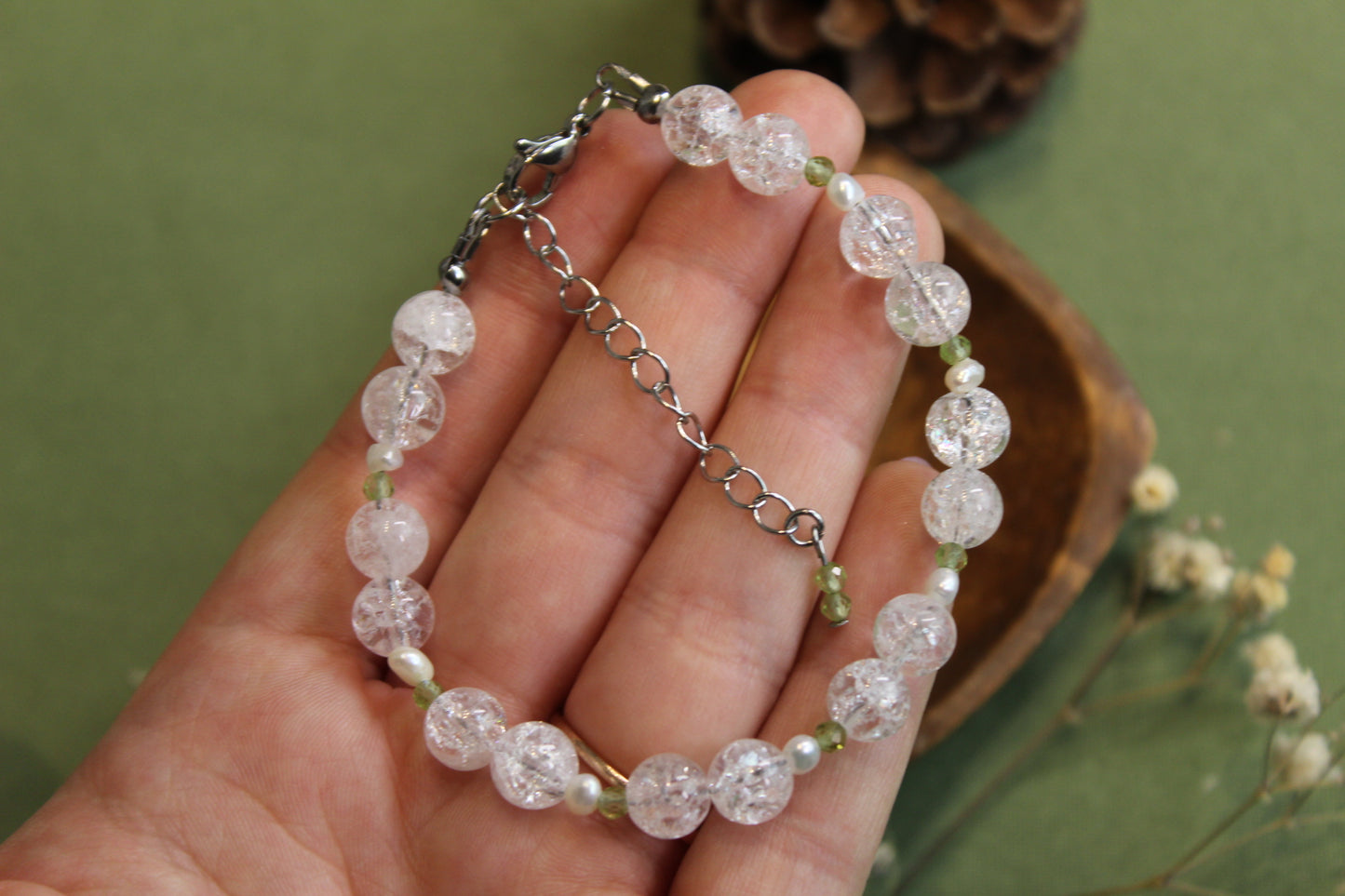 Crackle Quartz, Peridot & Pearl Bracelet