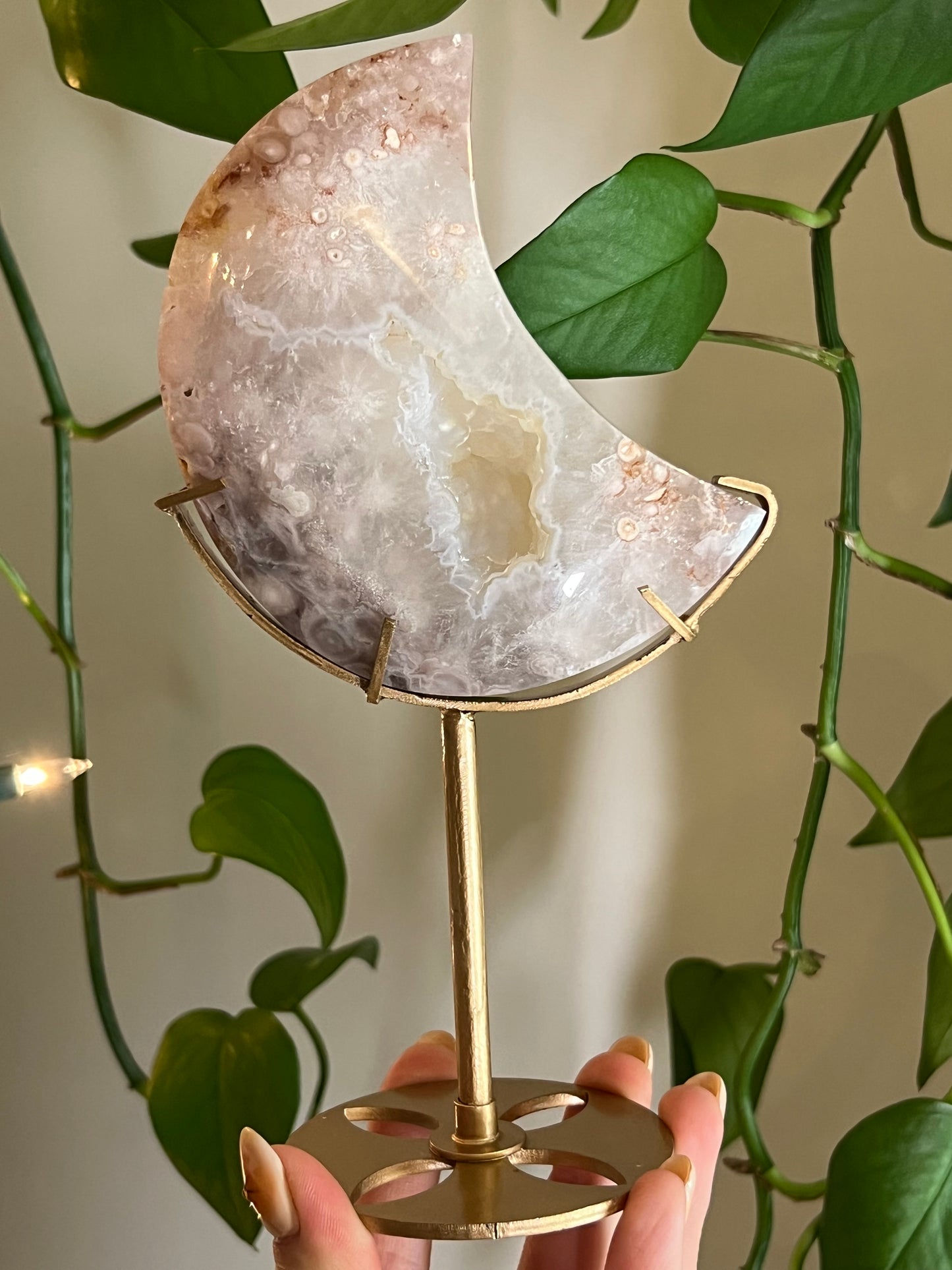 Flower Agate Moon Stand - Y