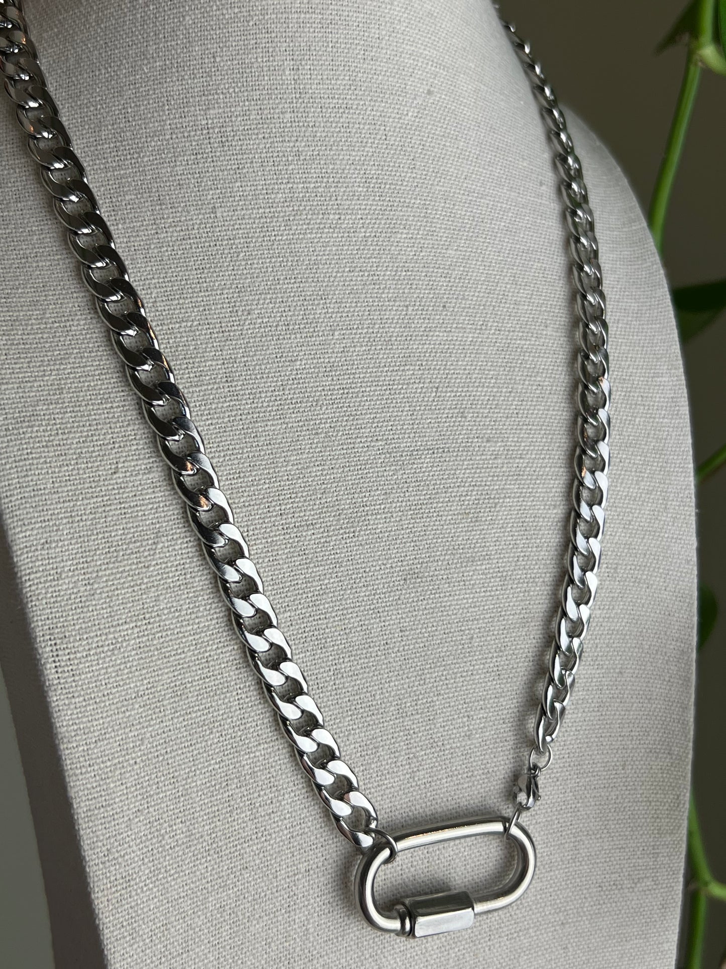 Carabiner Thick Chain Necklace