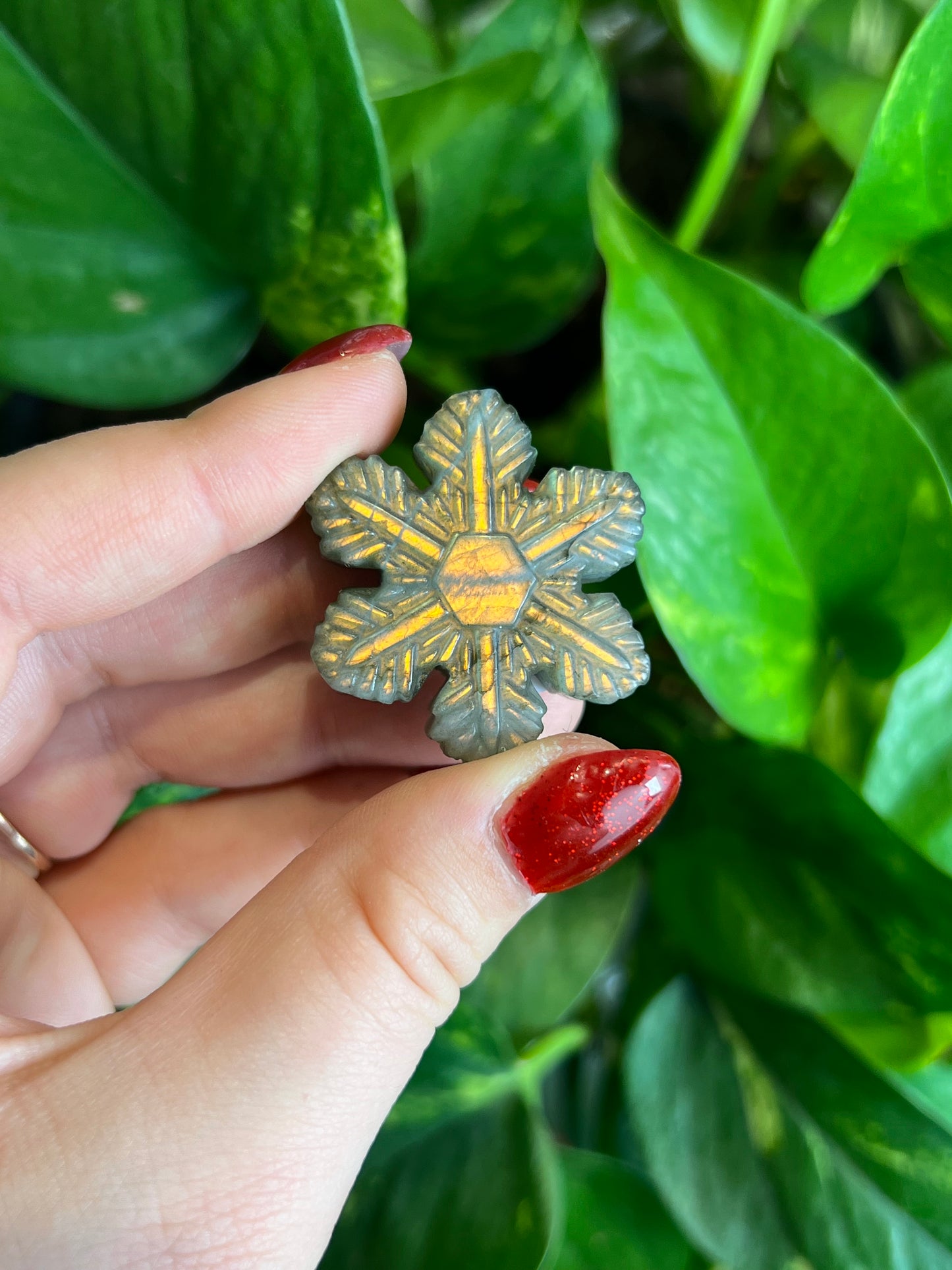 Flashy Labradorite Snowflake