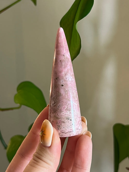 Peruvian Rhodonite Ring Holder