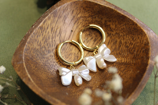 Freshwater Pearl Bow Gold Earrings