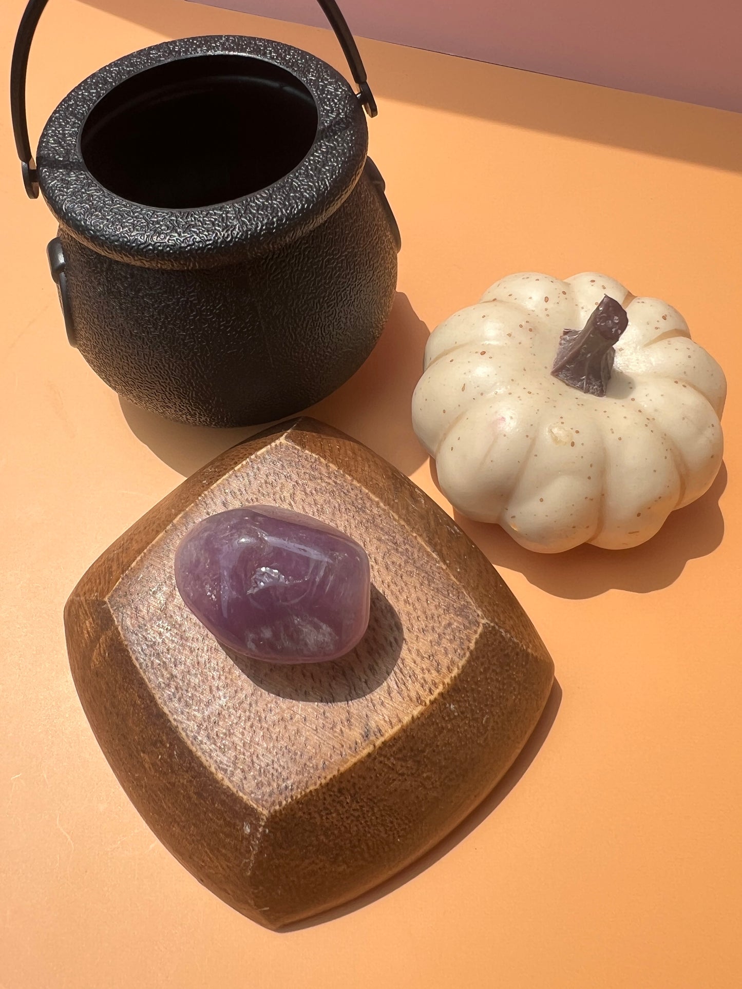 Amethyst Croc Charm 💜