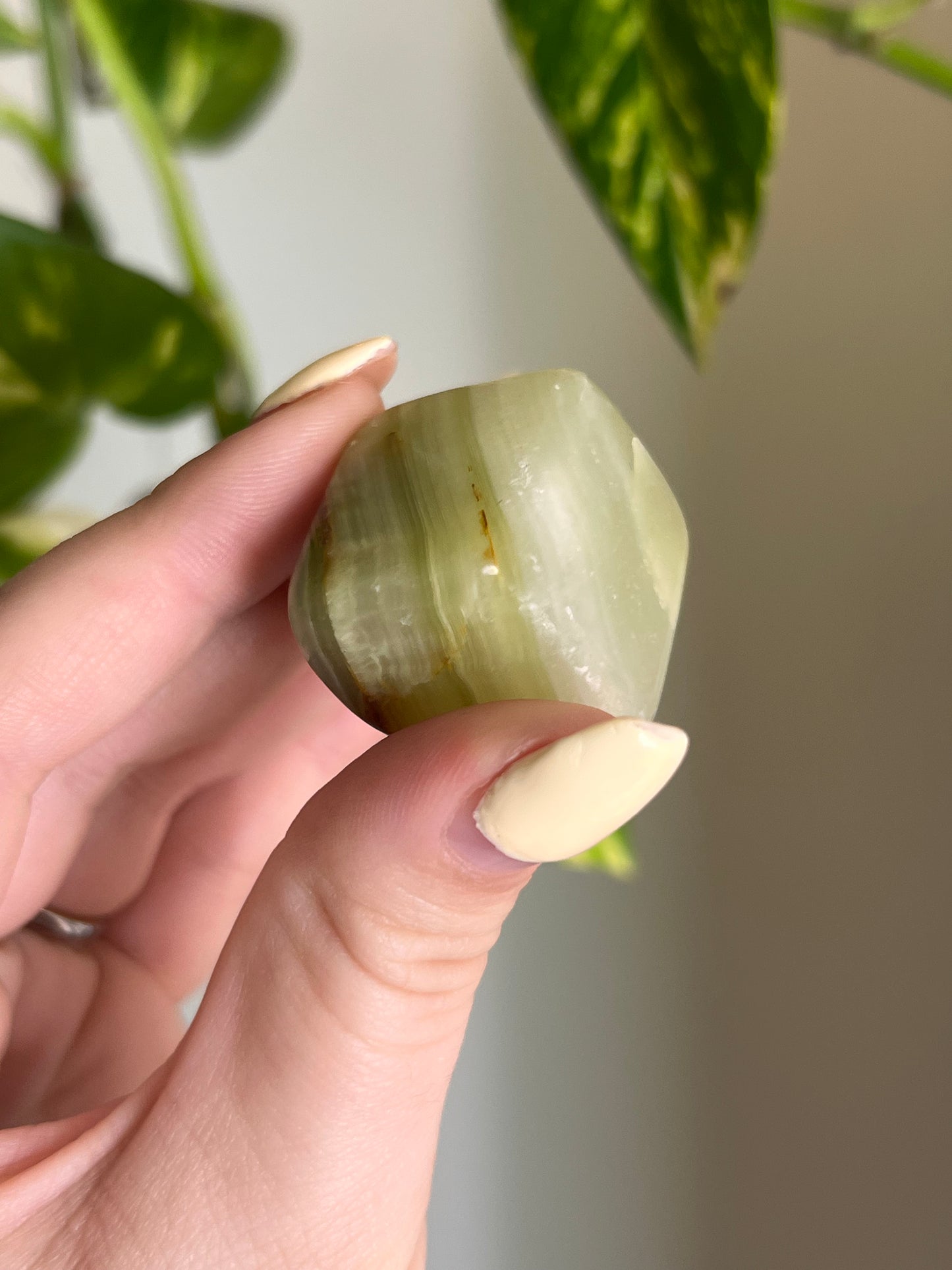 Green Banded Onyx Tumbled