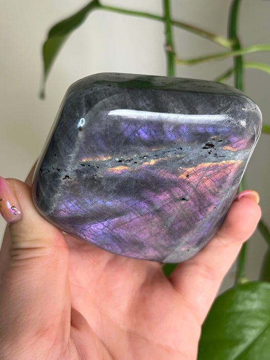 Flashy Purple/Pink/Orange Labradorite Freeform - P
