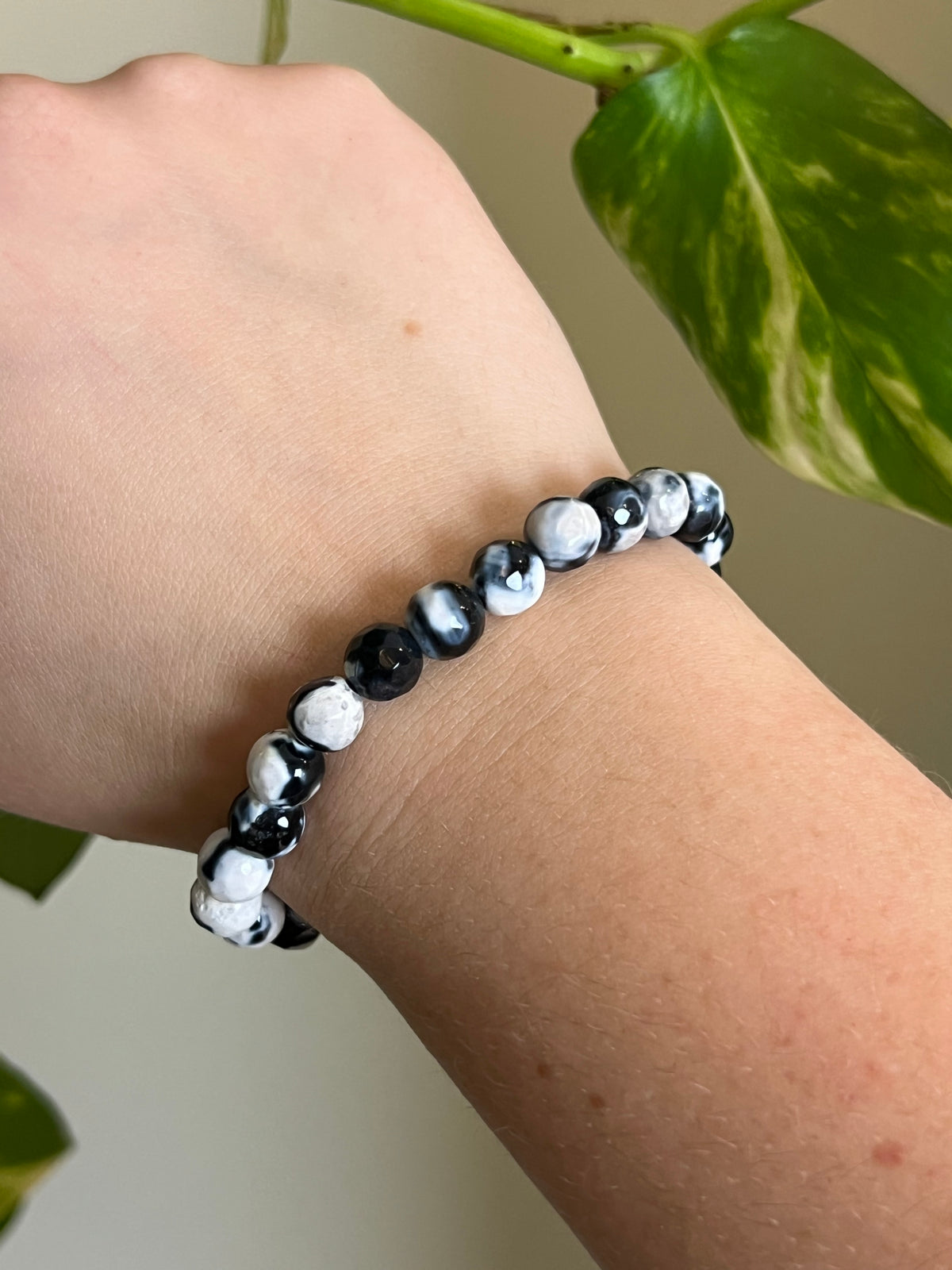 8mm Orca Agate Bracelet