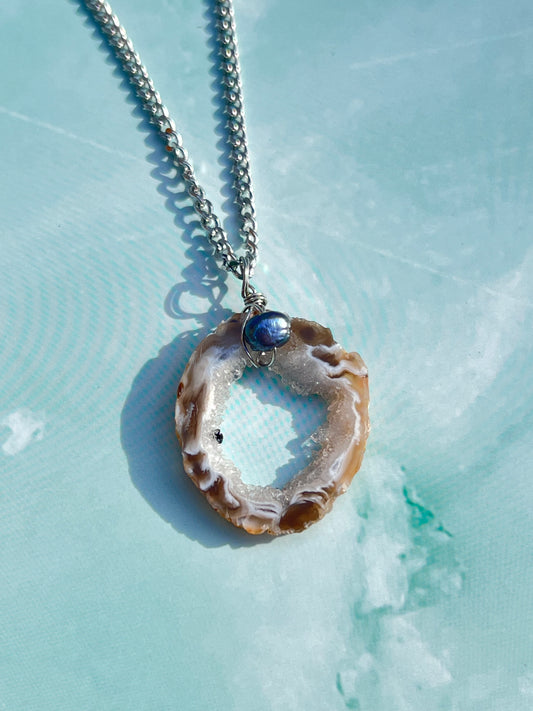 Freshwater Pearl and Druzy Agate Necklace - 1