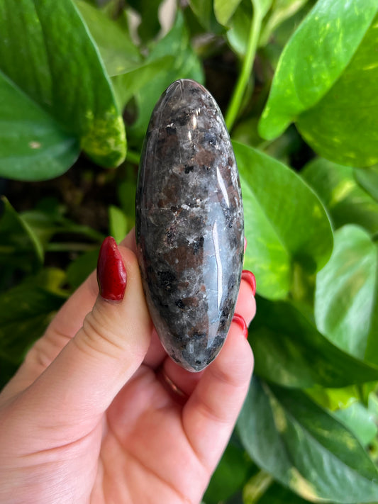 Yooperlite UV Reactive Jelly Bean - Large