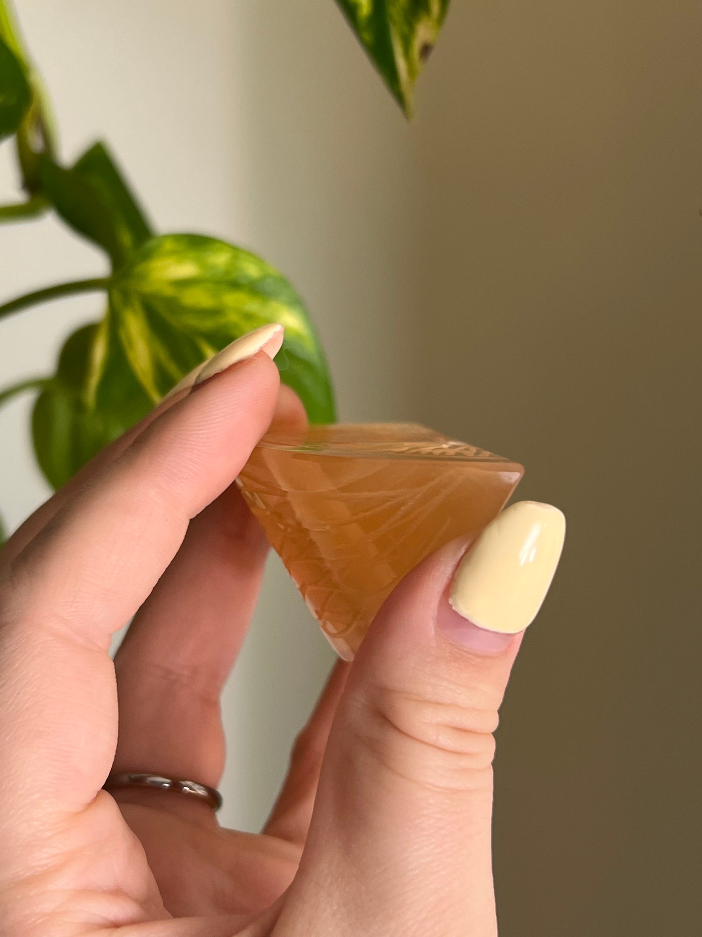 Honey Calcite Fruit Slice 🍊