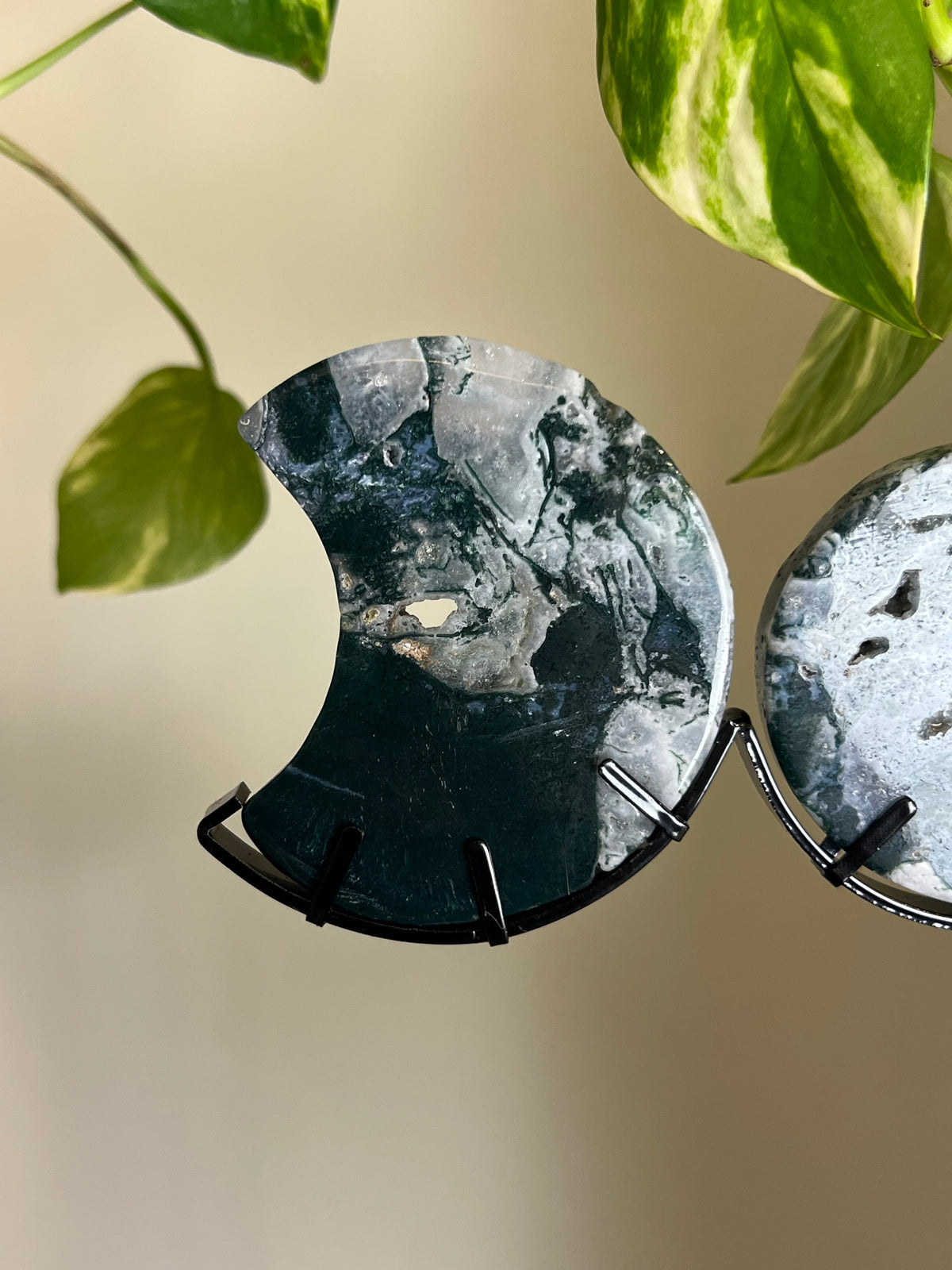 Druzy Moss Agate Triple Moon Stand - M