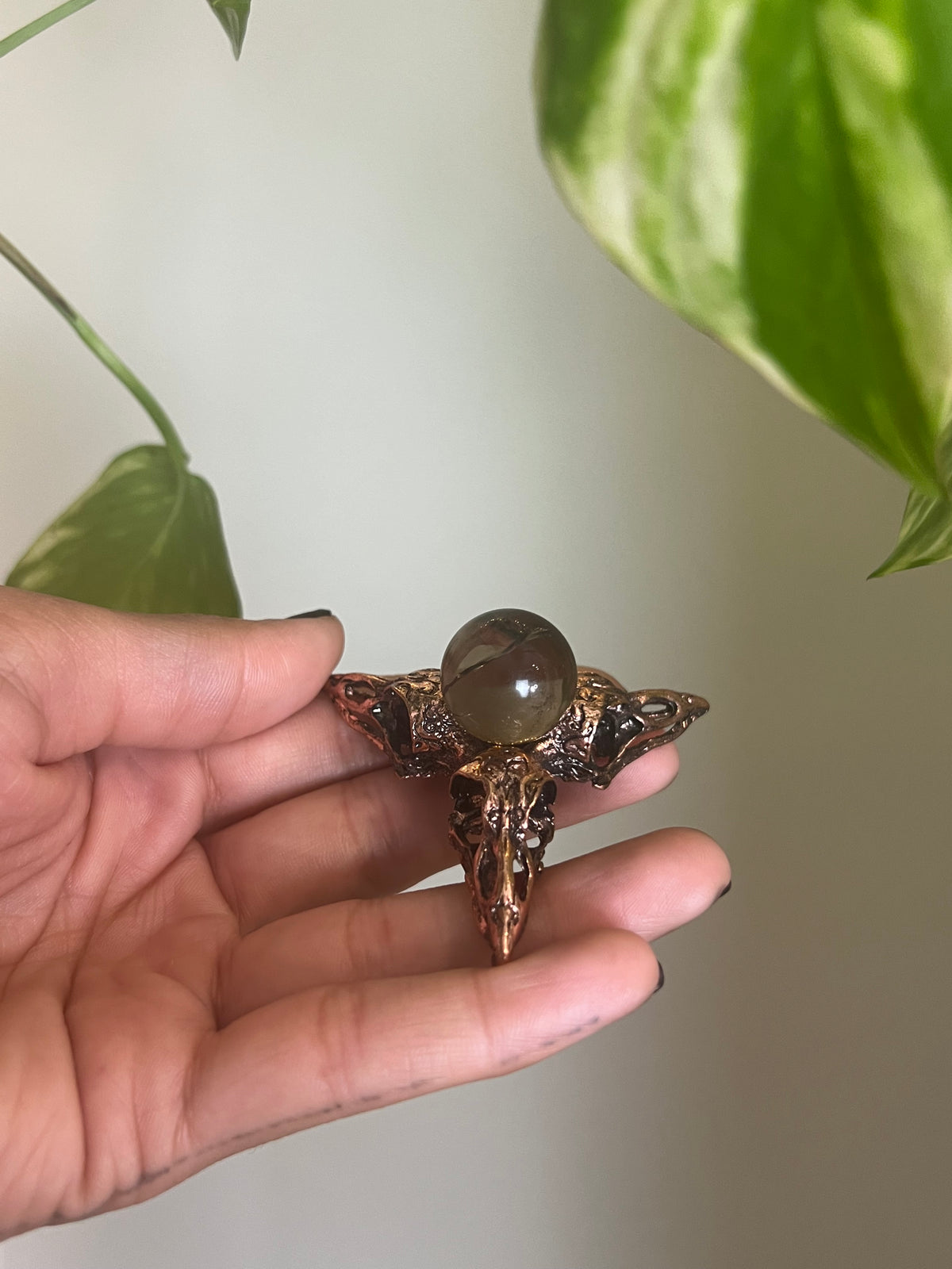 Rose Gold Triple Raven Sphere Stand