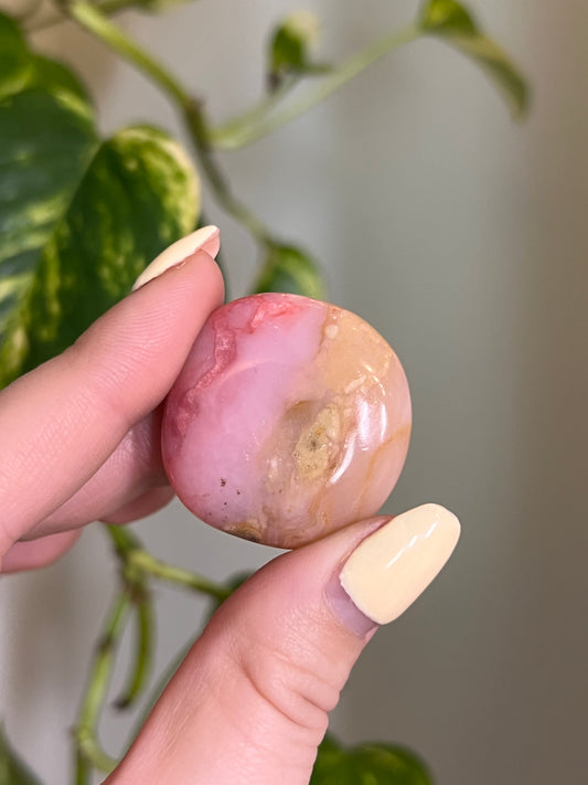 Peruvian Pink Opal Button