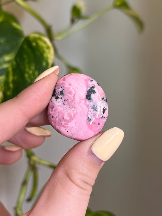 Bubblegum Rhodonite Button