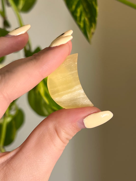 Lemon Calcite Small Moon