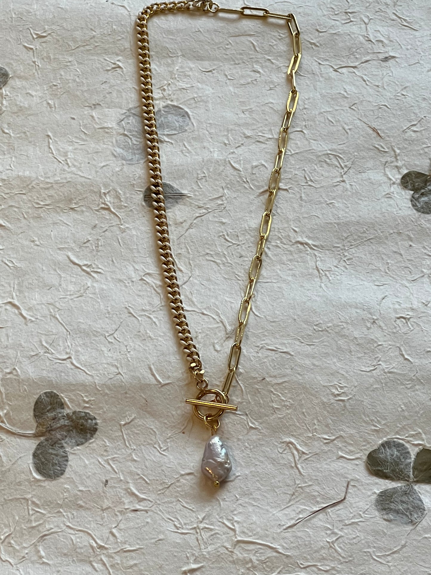 Freshwater Peal Split Gold Necklace