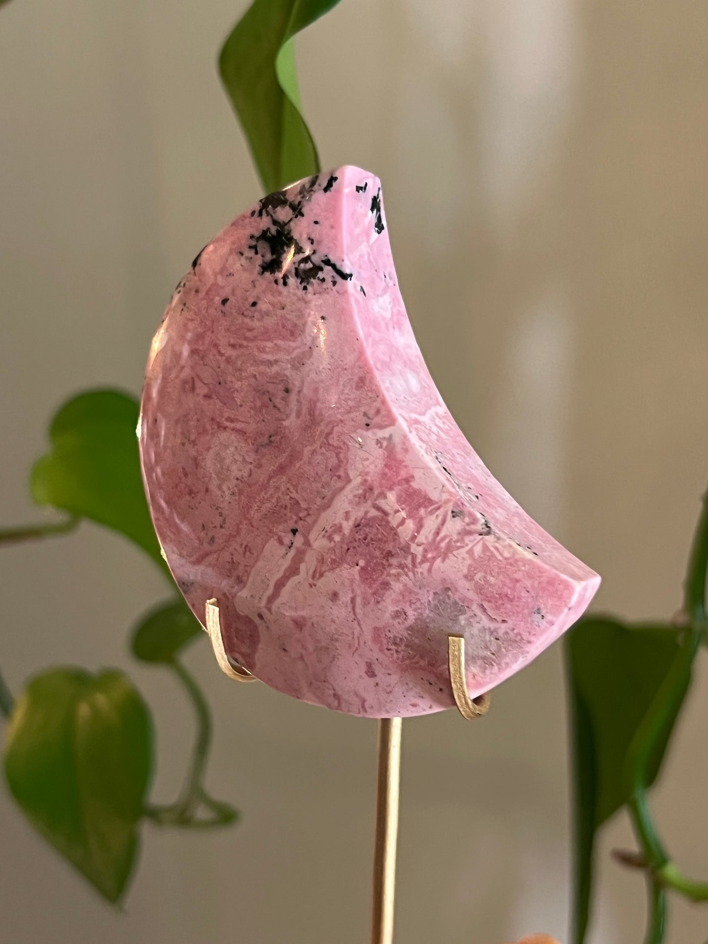 Peruvian Rhodonite Moon Stand - K
