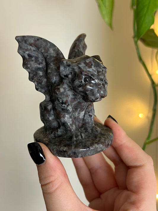 Yooperlite Gargoyle - UV Reactive