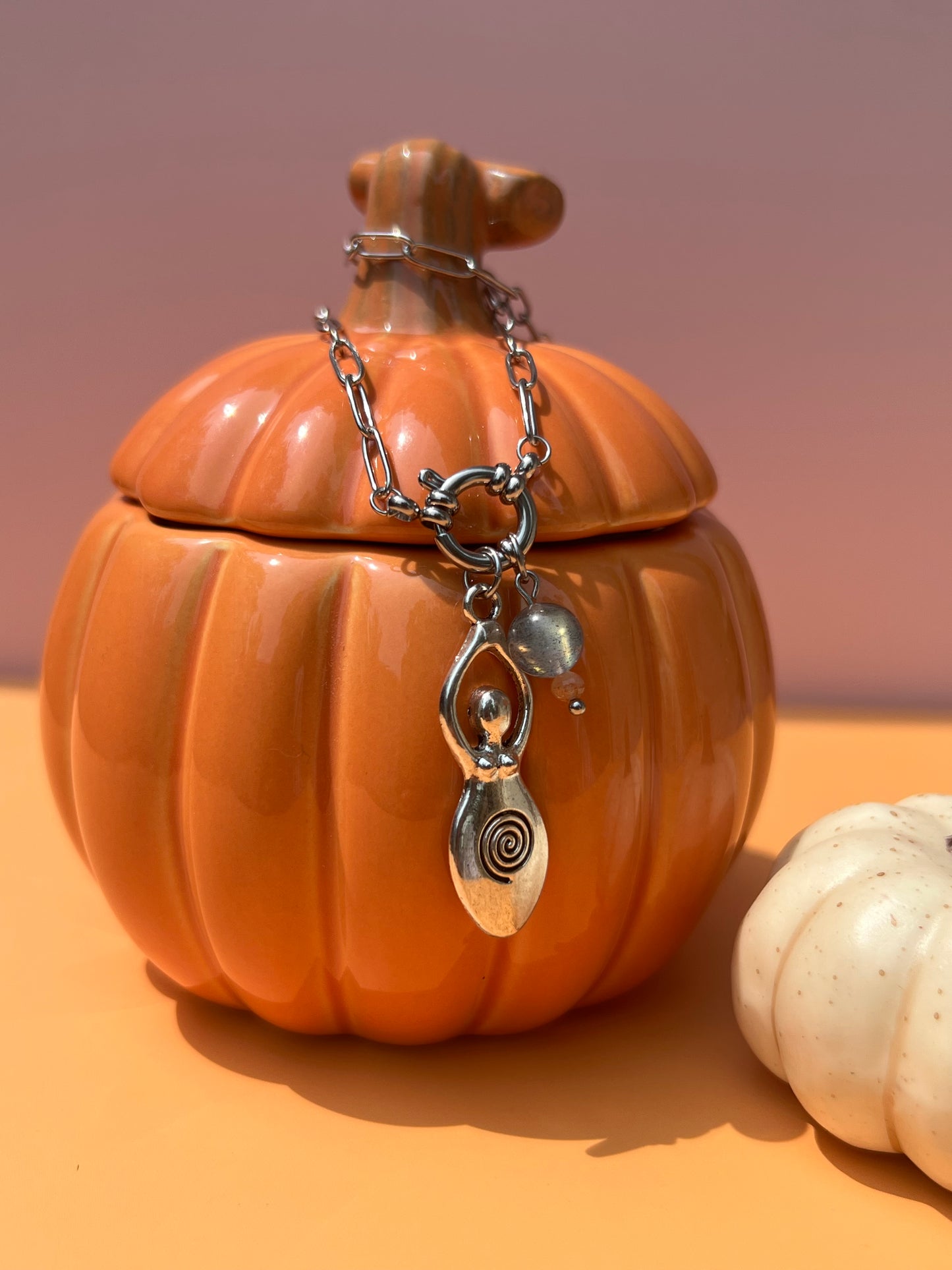 Labradorite Goddess Necklace 🌀