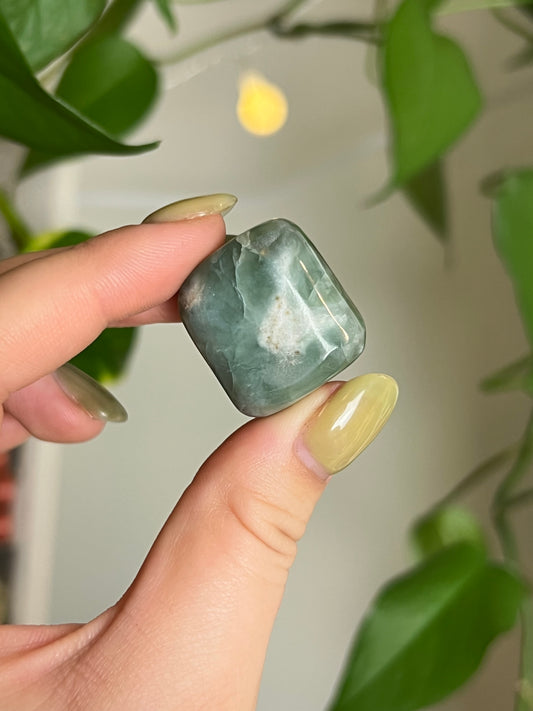 Grape Serpentine Tumbled
