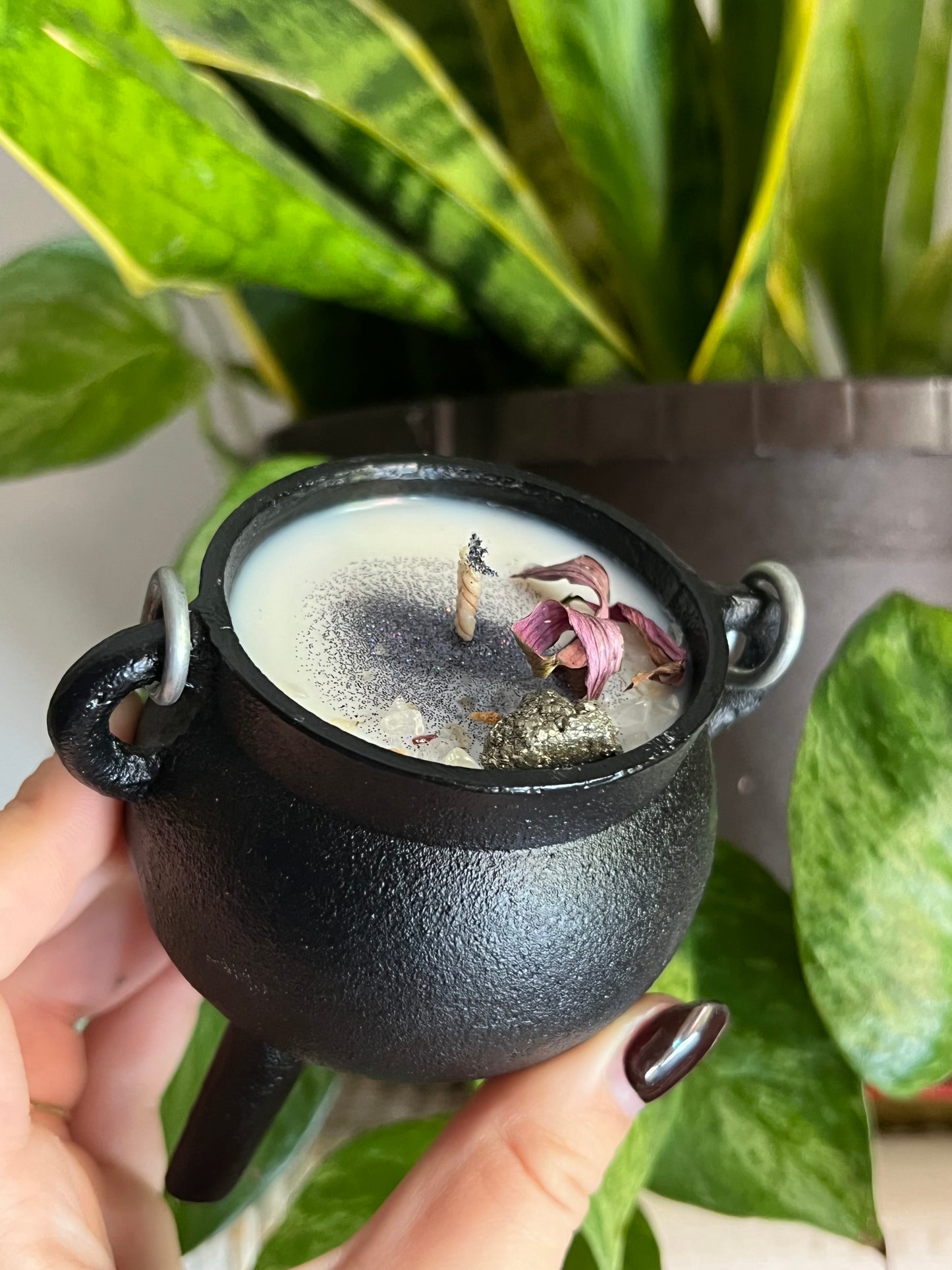 Manifestation Cauldron Candle