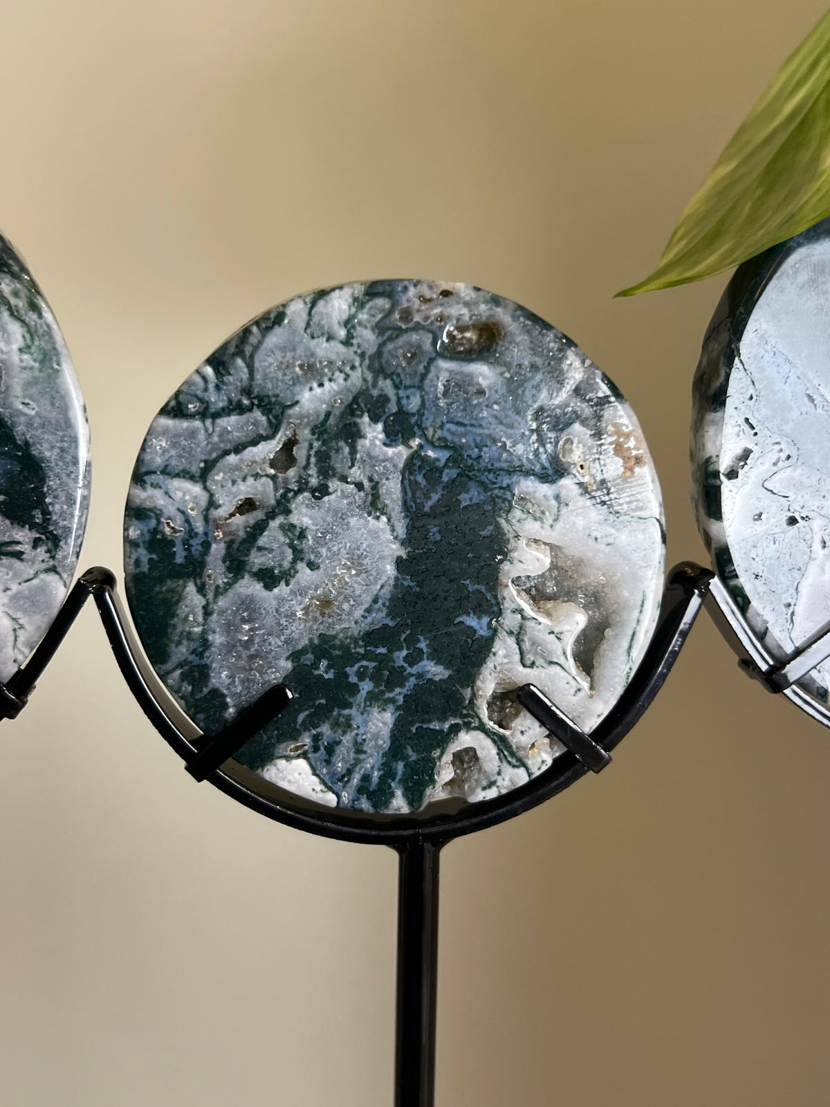 Druzy Moss Agate Triple Moon Stand - M