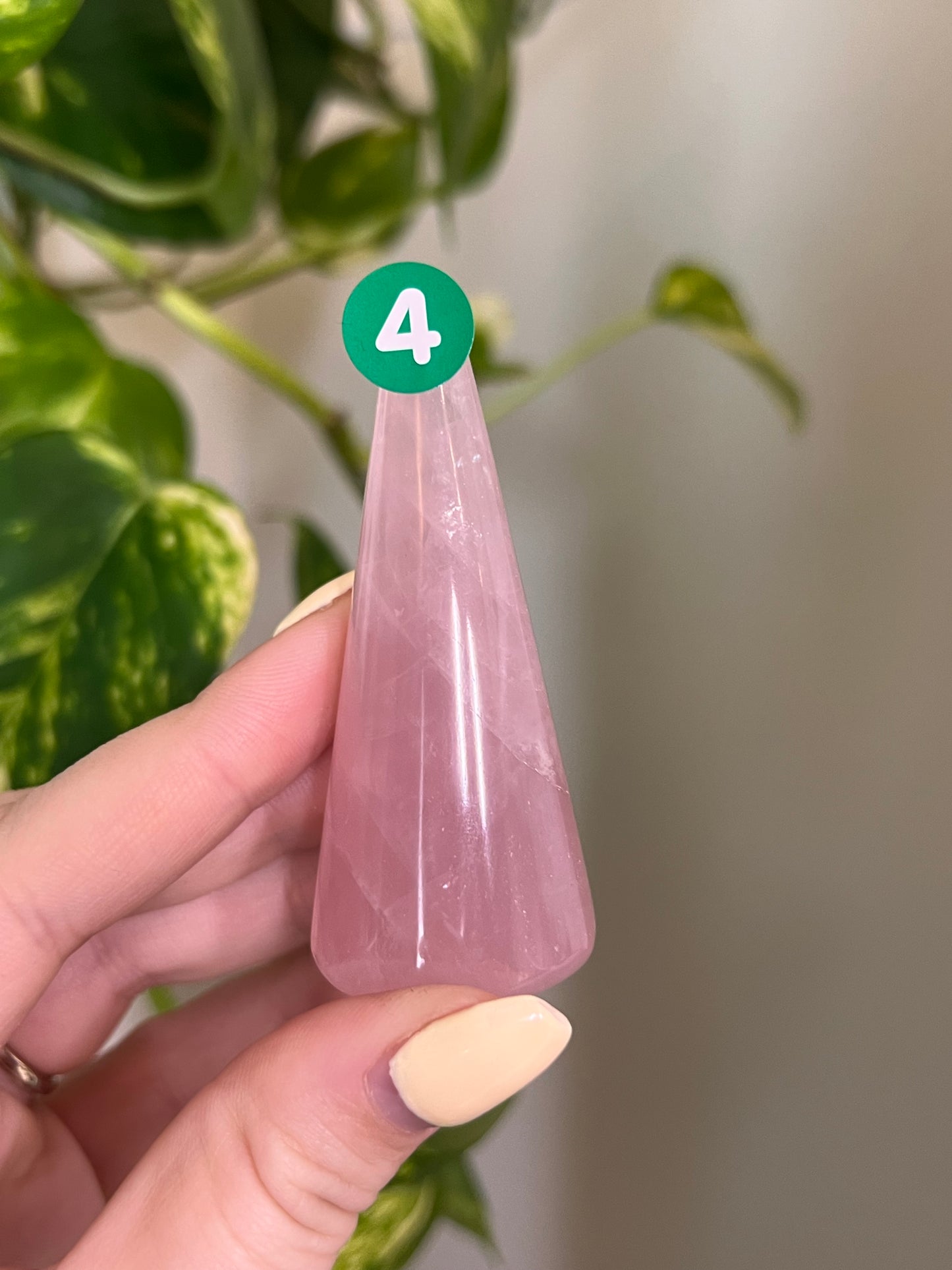 Rose Quartz Ring Holder - 4