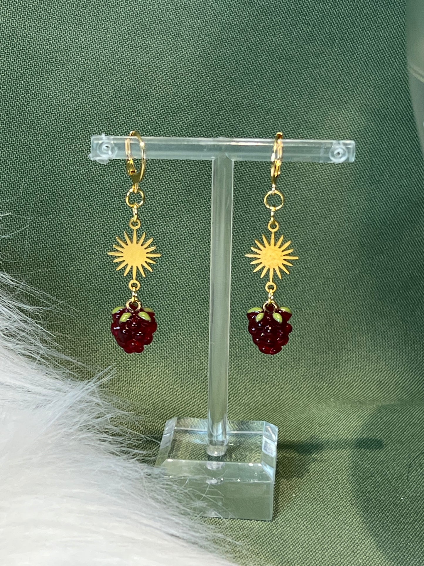 Berry Starburst Gold Earrings