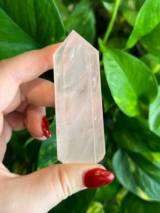 Gemmy Rose Quartz Tower