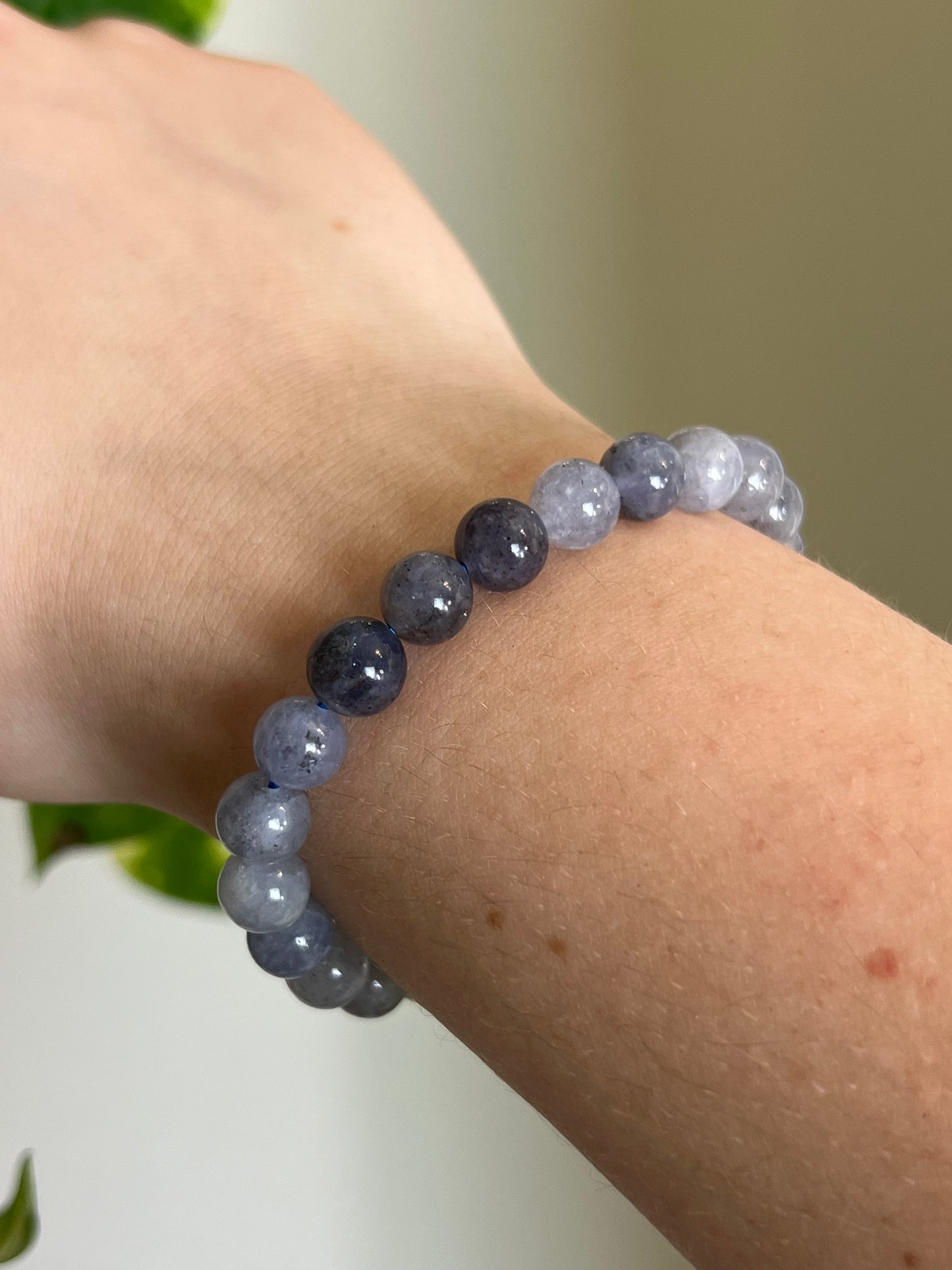 8mm Iolite Bracelet