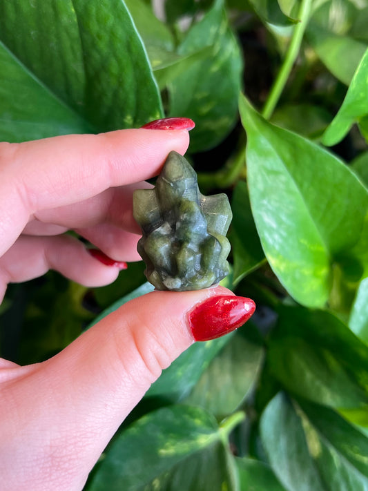 Jade Cluster Carving