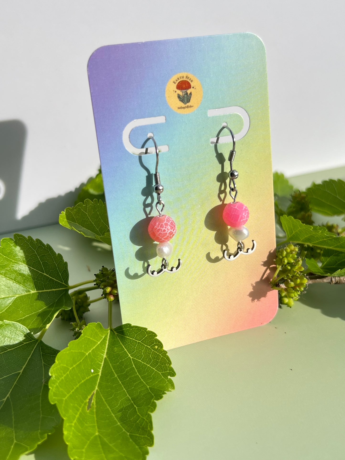 Pink Crackle Agate and Freshwater Pearl 🍈🍈 Earrings