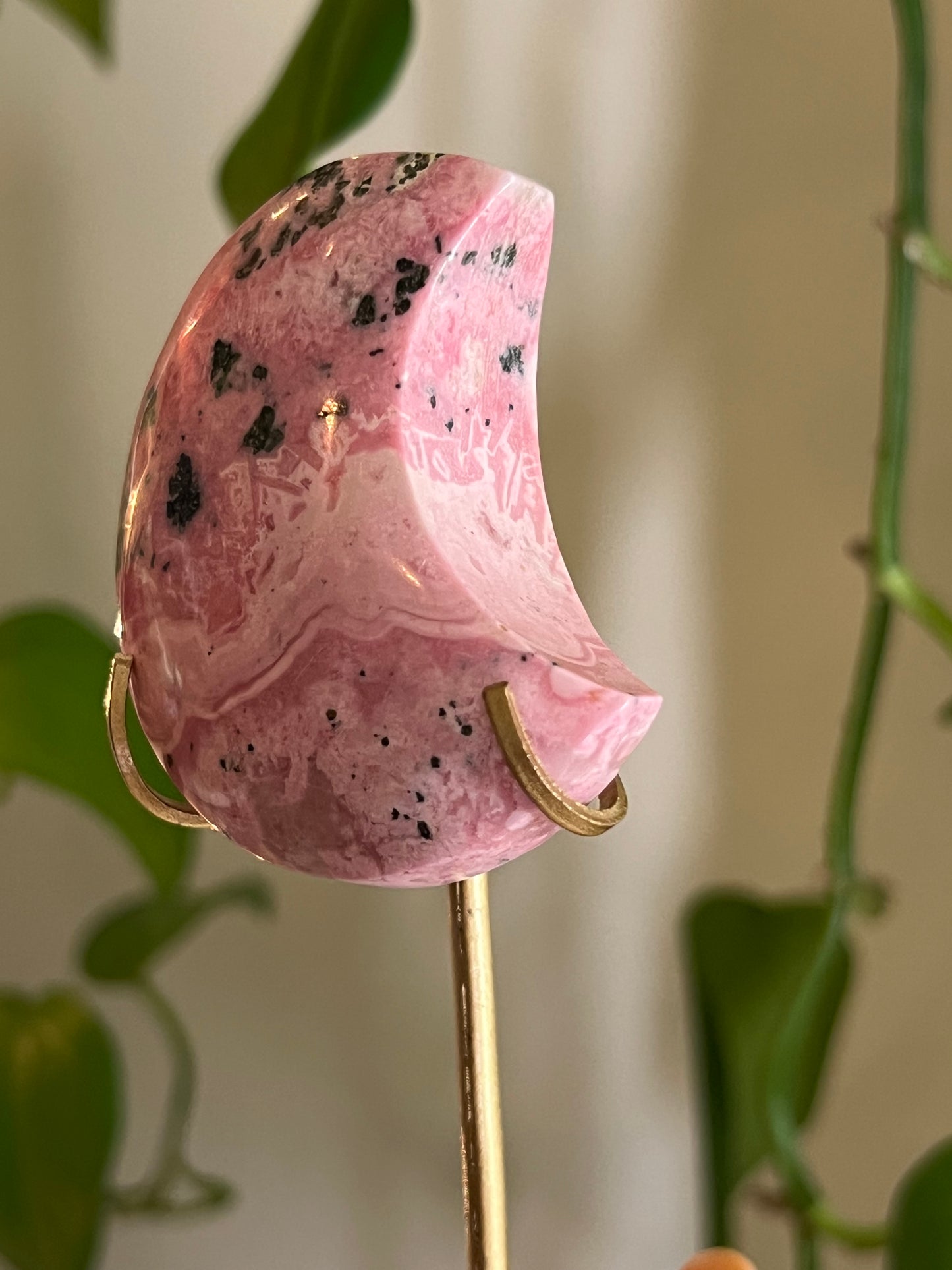 Peruvian Rhodonite Moon Stand - M