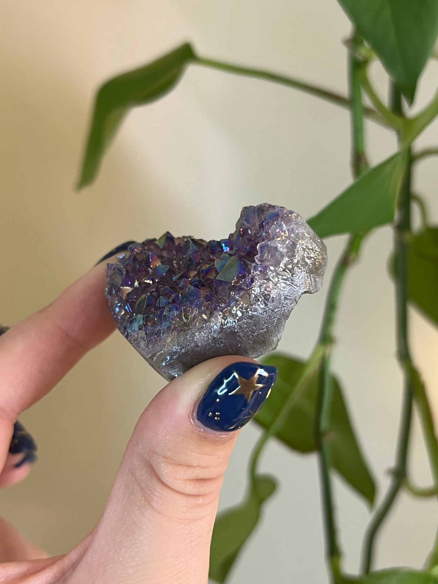 Aura Amethyst Heart - Intuitively Chosen