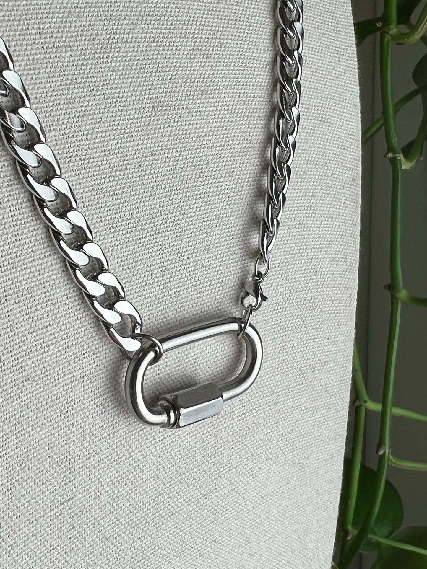 Carabiner Thick Chain Necklace