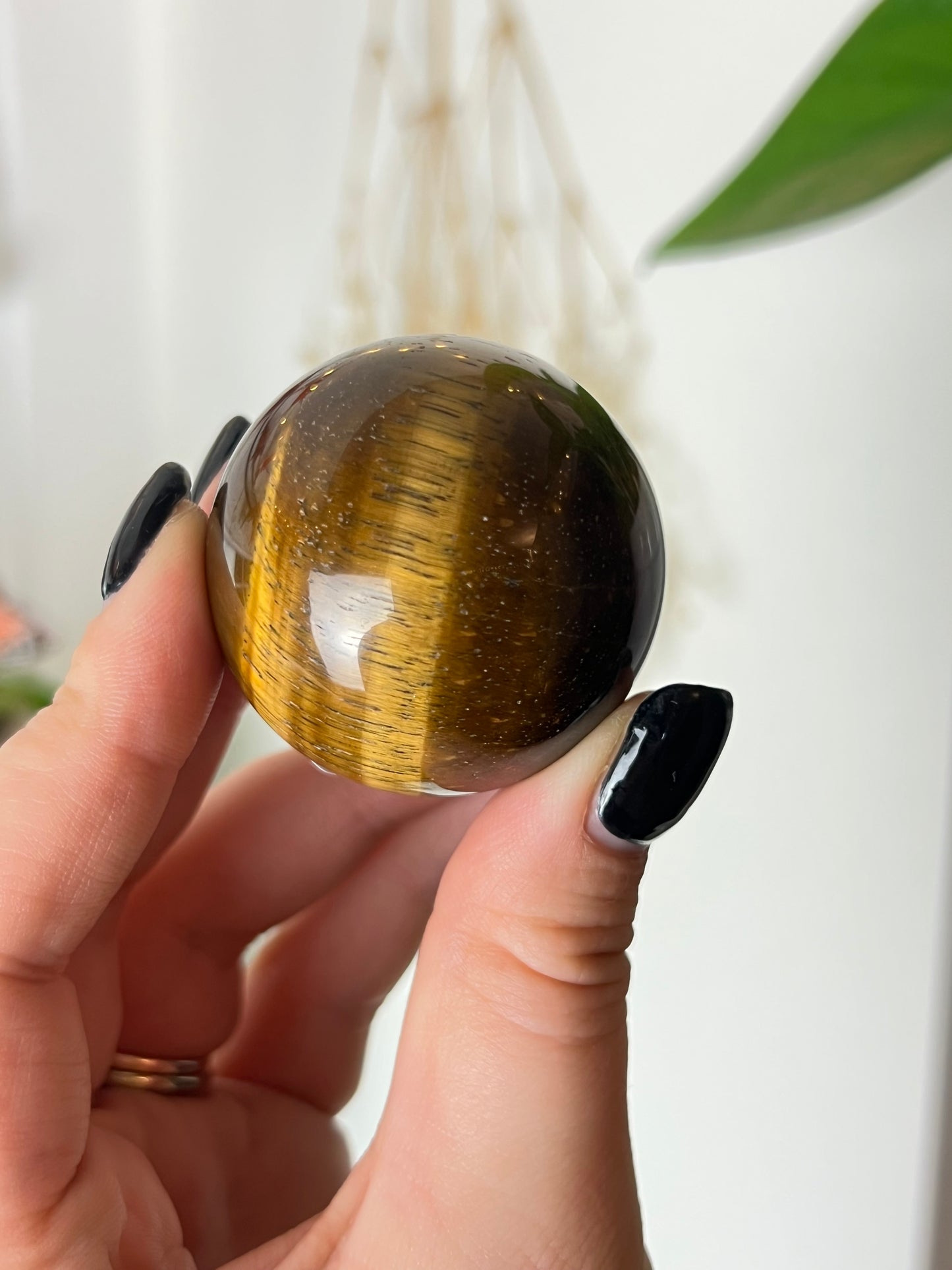 Flashy Golden Tigers Eye Medium Sphere