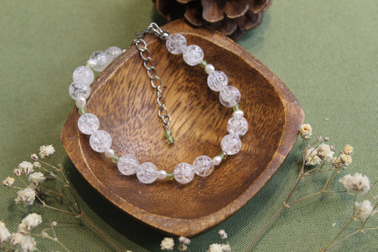 Crackle Quartz, Peridot & Pearl Bracelet